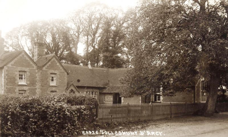 Click to Pause Slide Show


 Tolleshunt D'Arcy School. Postcard 63926. 
Cat1 Places-->Tolleshunt D'Arcy