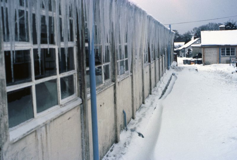  Icicles on the Horsa classrooms at West Mersea School. 
Cat1 Mersea-->Schools-->Pictures Cat2 Weather