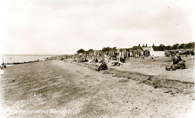  Beach - 1950s ? 
Cat1 Mersea-->Beach