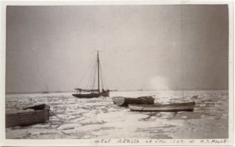  West Mersea - icy winter of 1947. Smack KINGFISHER. Photo by R.C. Pullen 
Cat1 Weather Cat2 Mersea-->Creeks, fleets, channels, saltings Cat3 Smacks and Bawleys