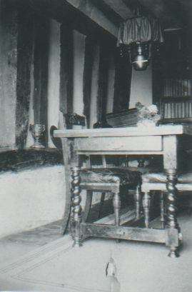 Kemps Farm interior 1932