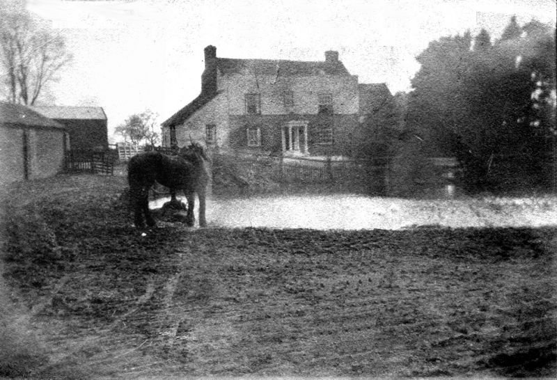 Click to Slide Show


 Well House Farm. - Dated approx. turn of the Century. pics from Mary Little , Ernie Mole's daughter, Broomfield 
Cat1 Mersea-->Buildings Cat2 Farming