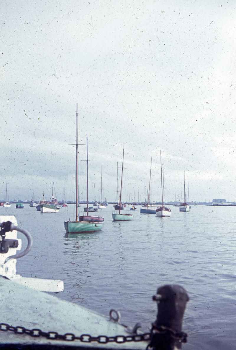  Boats in Fleet - West Mersea Hard. 
35mm slide by Jean Booth. 
Cat1 Mersea-->Old City & the Hard Cat2 Mersea-->Creeks, fleets, channels, saltings