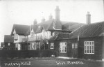 47. ID IA004851 Victory Hotel on Coast Road, with its dance hall. The dance hall was burnt down about 9 August 1941. Postcard, mailed 25 May 1932.
Cat1 Mersea-->Pubs