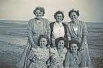 99. ID CT02_003 Carter girls from Rowhedge, daughters of William and Violet Carter
Back row L-R 1. Elsie Hurst, 2 Gladys Bridges 3. Marmora Everett
Front 1. Sheila ...
Cat1 People-->Other Cat2 Places-->Rowhedge