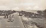 28. ID BJ40_008_003 New Coast Road West Mersea. The newly completed Victoria Esplanade, often known as the Concrete Road. Postcard written 3 August 1939 from West Mersea to S.A. ...
Cat1 Mersea-->Beach Cat2 Mersea-->Road Scenes