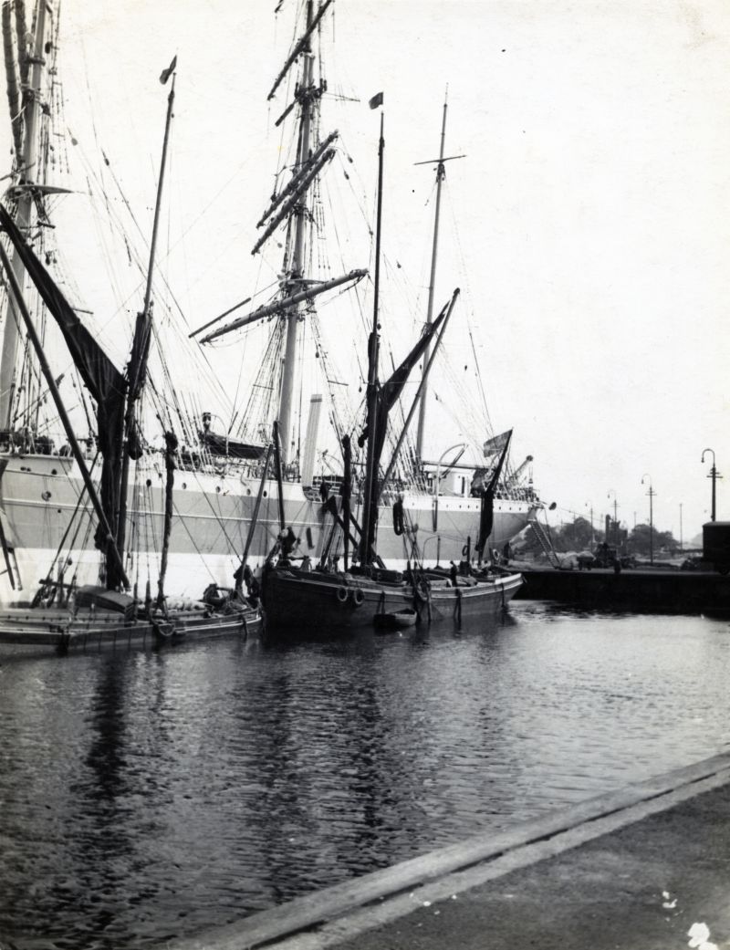  The last commercial square rigger to discharge at Ipswich with the spritsail barges MAY and KIMBERLEY. Photo Arthur Bennett.

The square rigged ship is the barque ABRAHAM RYDBERG, being used as a Swedish sail training vessel.

ADRIAN RYDBERG was built in 1892 in Glasgow as HAWAIIAN ISLES. 1910 renamed STAR OF GREENLAND. 1929 renamed ABRAHAM RYDBERG. March 1942 laid up in Baltimore. 1957 ...
Cat1 Ships and Boats-->Merchant -->Sailing Cat2 Barges-->Pictures Cat3 Places-->Ipswich