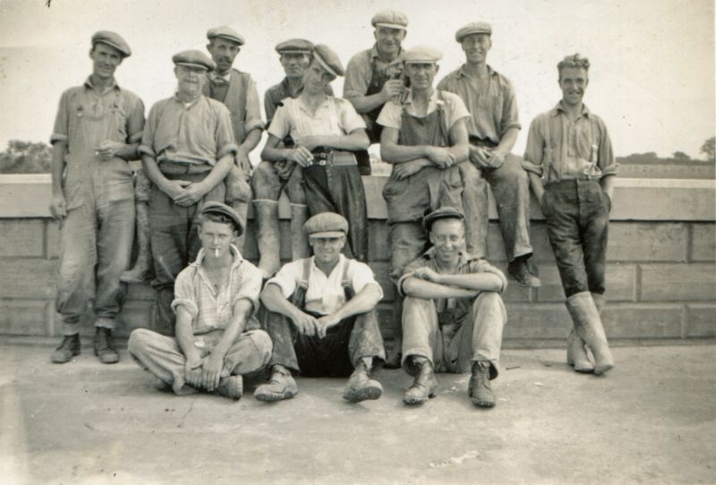  Building Abberton Reservoir. 

Kay's grandfather Richard Francis back row, second from left.

Kay's father Wilfred Francis front row, first on left.

Front row, the man on the bottom row far right sitting down with his arm crossed - the photo could have been taken today as I am the spitting image off that man so believe he is a Beecham [Robert Beecham].



Richard Francis was ...
Cat1 Places-->Abberton Cat2 Places-->Salcott & Virley