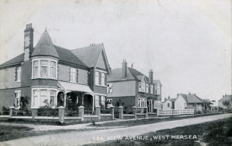  Sea View Avenue, West Mersea. Nursing Home in Seaview Avenue, Mrs Weaver's Home of Rest. 
Cat1 Mersea-->Buildings