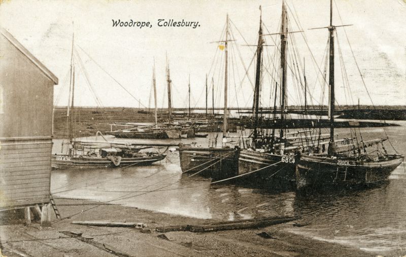  Woodrope, Tollesbury. Postcard mailed during WW1. Smacks 91CK, 324CK, 68CK, 200CK. 
Cat1 Tollesbury-->Woodrolfe