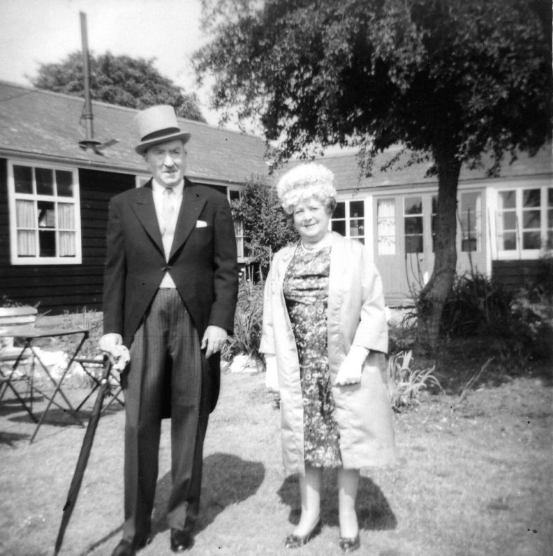  Pon and Dorrie Aldous, landlord and landlady of Fountain, taken at back of Fountain. They are going to a Garden Party at Buckingham Palace. Pon was really Arthur Aldous, but known as 'Pon' as he once played Pontius Pilate. They were at the Fountain about 1948-1961. Before that, they had lived at Daisy Bank, Firs Chase.

Background information from Ted and Linda Foulser. Dorothy Aldous was ...
Cat1 People-->Other Cat2 Mersea-->Pubs