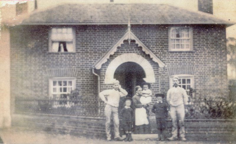  Mill House, West Mersea. 1882

George Smith Miller & Bker, Fred G. Smith, Emma, Nurse Boon holding Preston, Stephen, Uncle Sargent

Used in The Smiths of West Merea by Alan Smith 
Cat1 Families-->Smith
