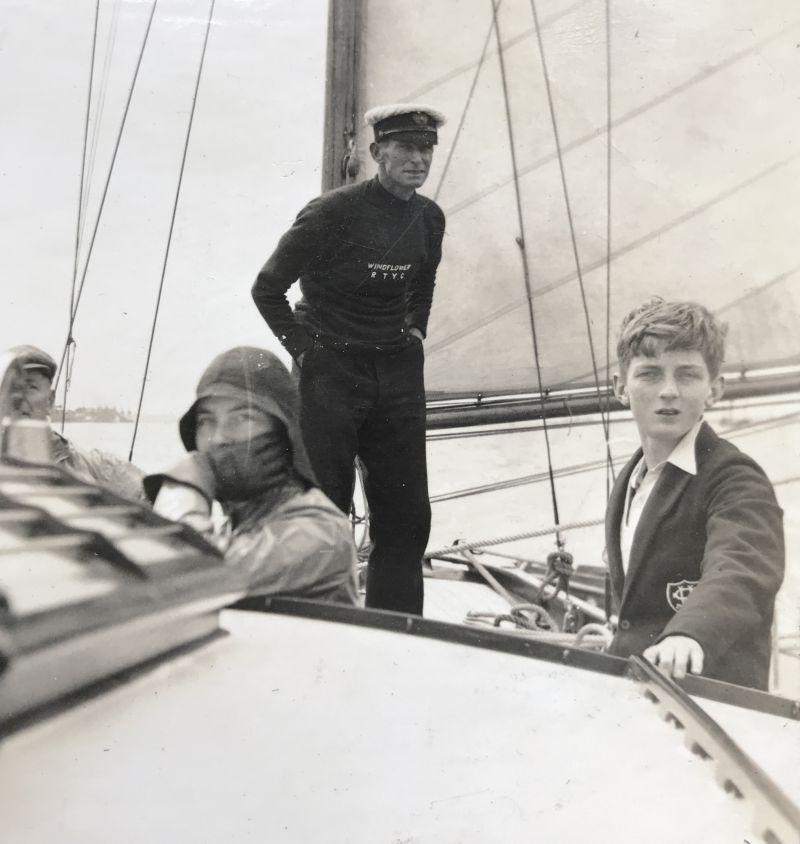  Skipper Mussett - Frank Elgar Mussett on WINDFLOWER.

L-R Sarah, Frank Mussett and Oliver Wells. 
Cat1 Families-->Mussett Cat2 Yachts and yachting-->Sail-->Larger