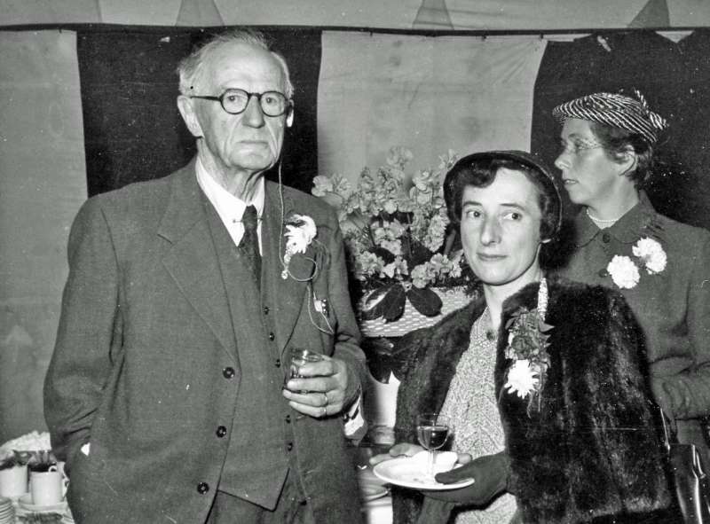  Howard and Betty Winch at the wedding of Michelle Strahl and Robert Schranck West Mersea Parish Church.

Margaret Stephens on the right - she lived next door to the Winch Family down Empress Avenue. 
Cat1 People-->Other