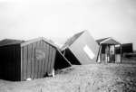 80. ID IC090031 Beach huts at West Mersea after the 1953 Great Flood.
Cat1 Disasters and Mishaps-->on Land Cat2 Mersea-->Beach
