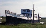 139. ID TM026119 Houseboat SEAHORSE in her later years. She was broken up in 2005.
Cat1 Mersea-->Houseboats Cat2 Yachts and yachting-->Steam