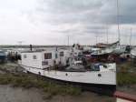 13. ID MLD_121 Houseboat COLUMBINE.
Cat1 Mersea-->Houseboats Cat2 Yachts and yachting-->Sail-->Larger