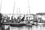 11743. ID RG27_307 WMTR Watersports. John Chatters takes the flag. 1949/50/51. RH dinghy has Eddie 'Juggy' French in cap, Mary Woods, Winnie Woods (later Tann), Ann Gentry, Elsie ...
Cat1 Mersea-->Regatta-->Pictures Cat2 People-->Other